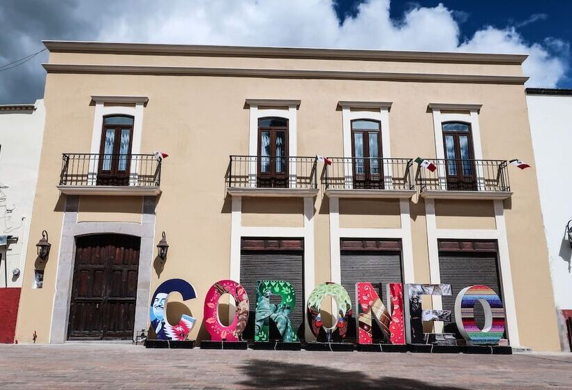 Отель Paseo Santiago