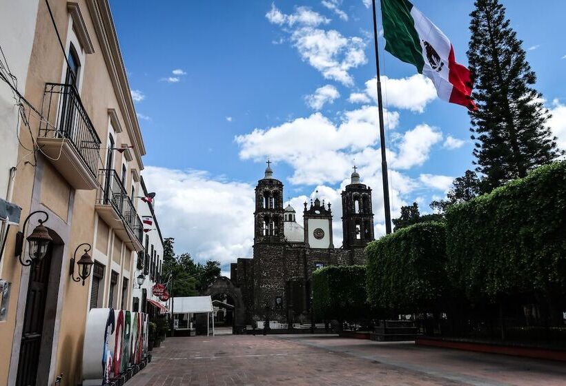 Отель Paseo Santiago