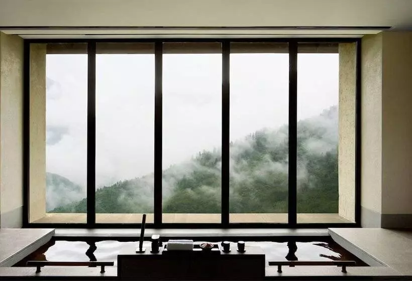 Hotelli Rissai Valley, A Ritz Carlton Reserve