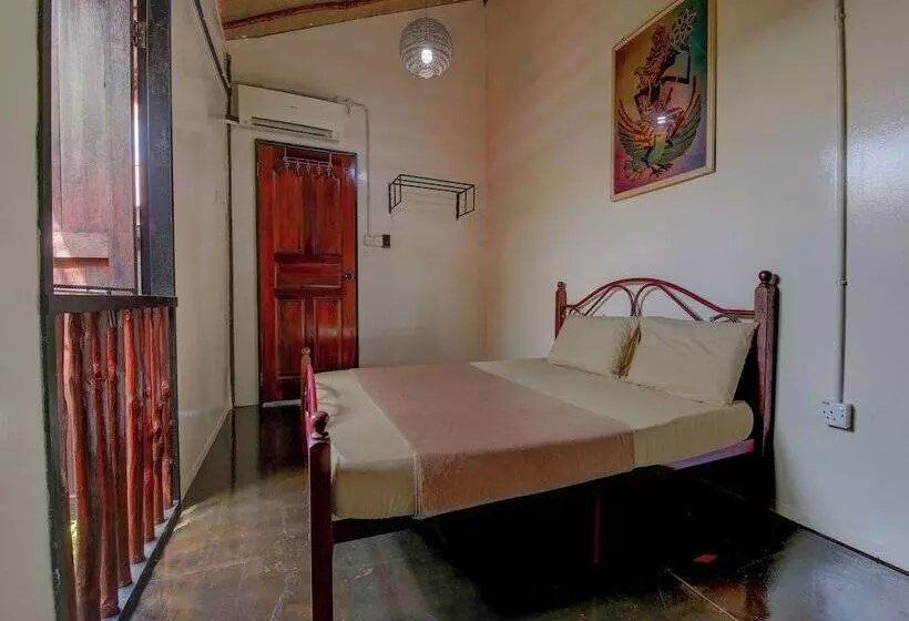 Hotelli Rumah Pangi Homestay By Oyo