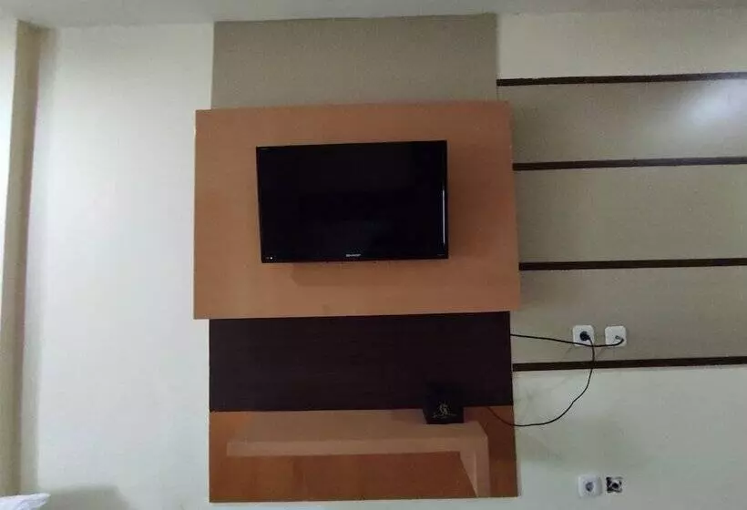 ホテル Subur By Oyo