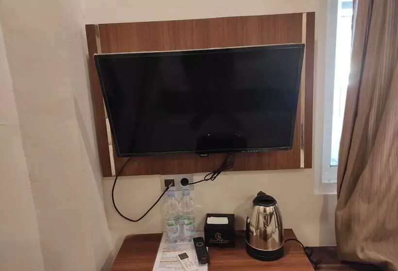 ホテル Subur By Oyo