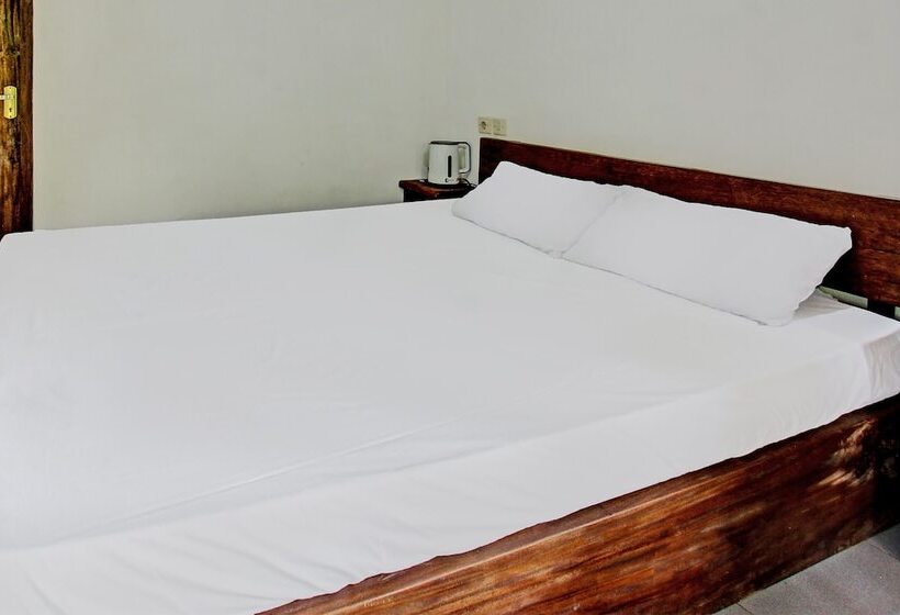 בית מלון כפרי Tastura Homestay By Oyo