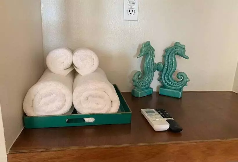 Hotelli The Bounty Boutique Bohemian