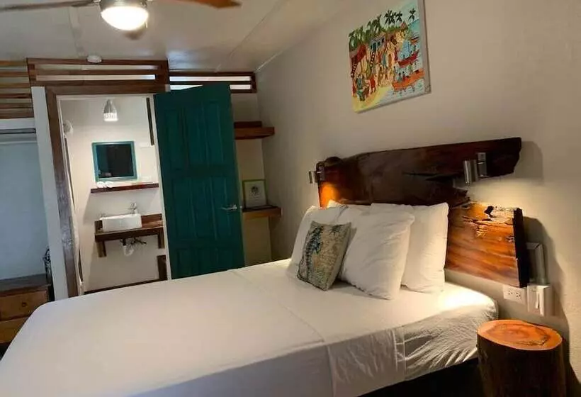 Hotelli The Bounty Boutique Bohemian