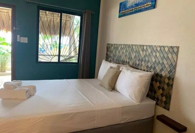 Hotelli The Bounty Boutique Bohemian