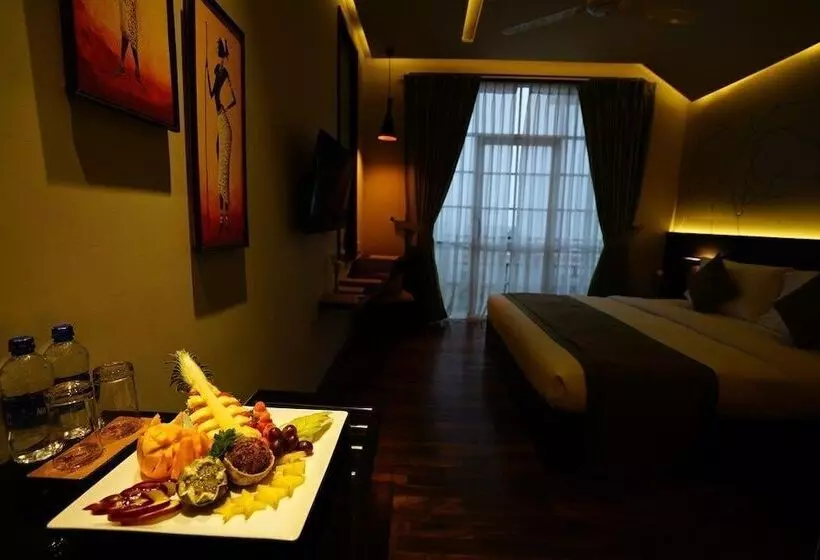 هتل Victoria Court Suites