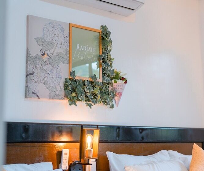 Island Wanderers Inn