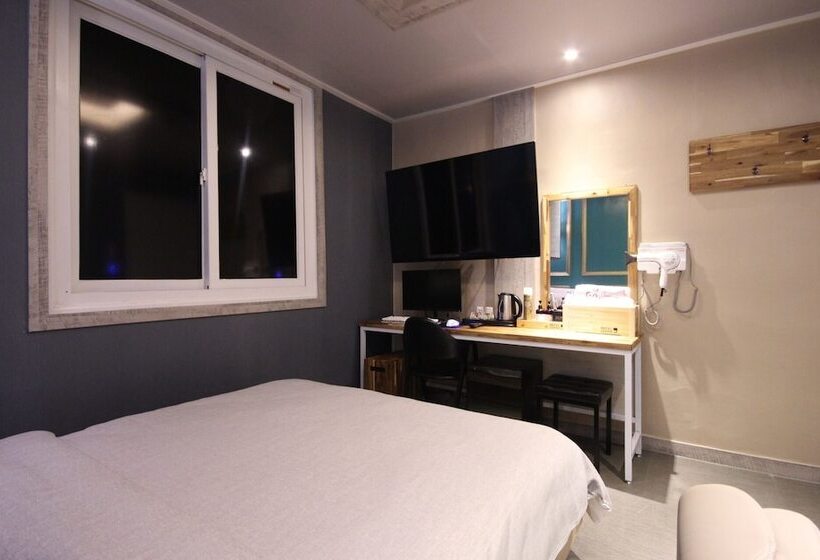 モーテル Gumi Indong Hotel Comma