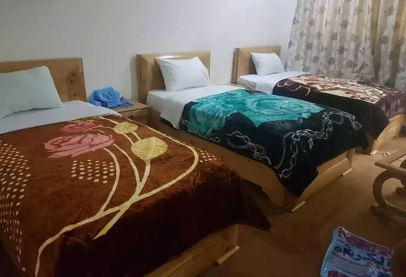 Paradise Hotel And Restaurant