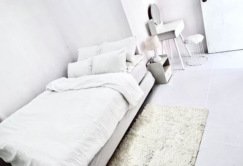 Pension Blanche Hotel By Oyo