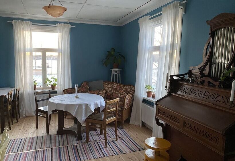 ペンション Strandgarden Hoverberg