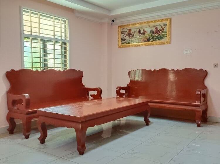 پانسیون Zoha Residency