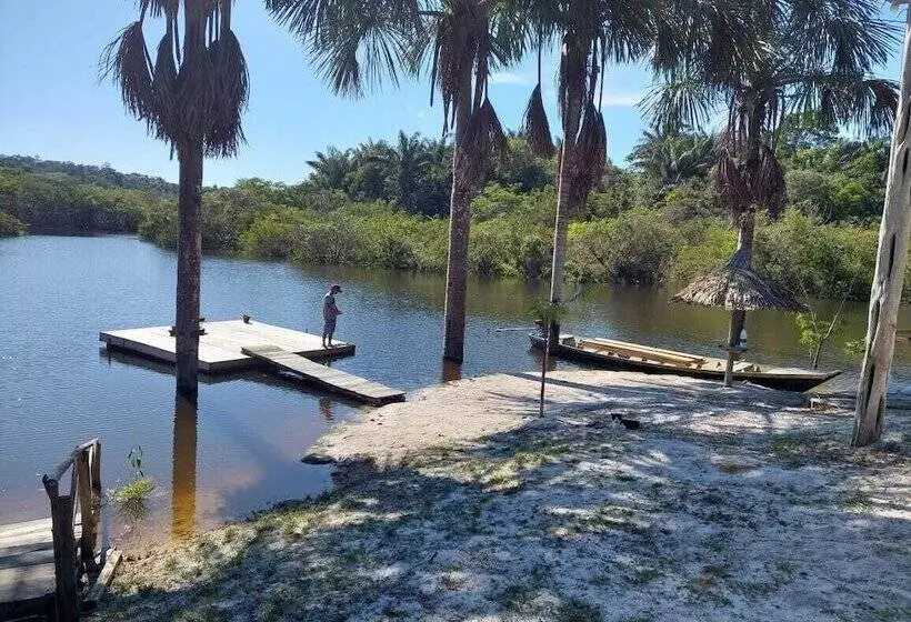 リゾートホテル Ponta Poranga Jungle Lodge