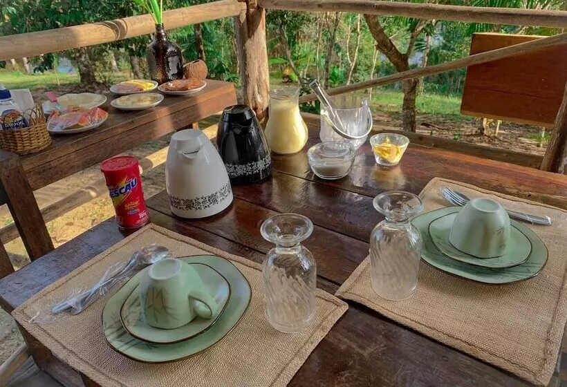 リゾートホテル Ponta Poranga Jungle Lodge