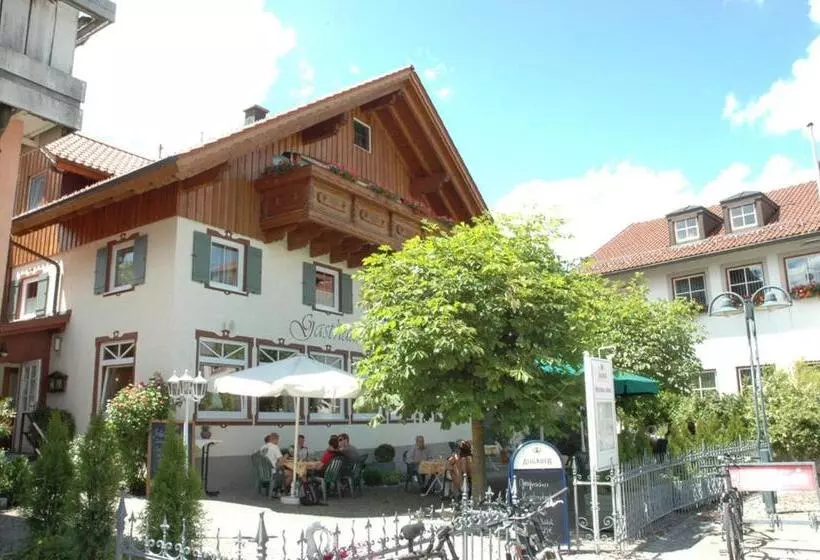 ユースホステル Gasthaus Sonne