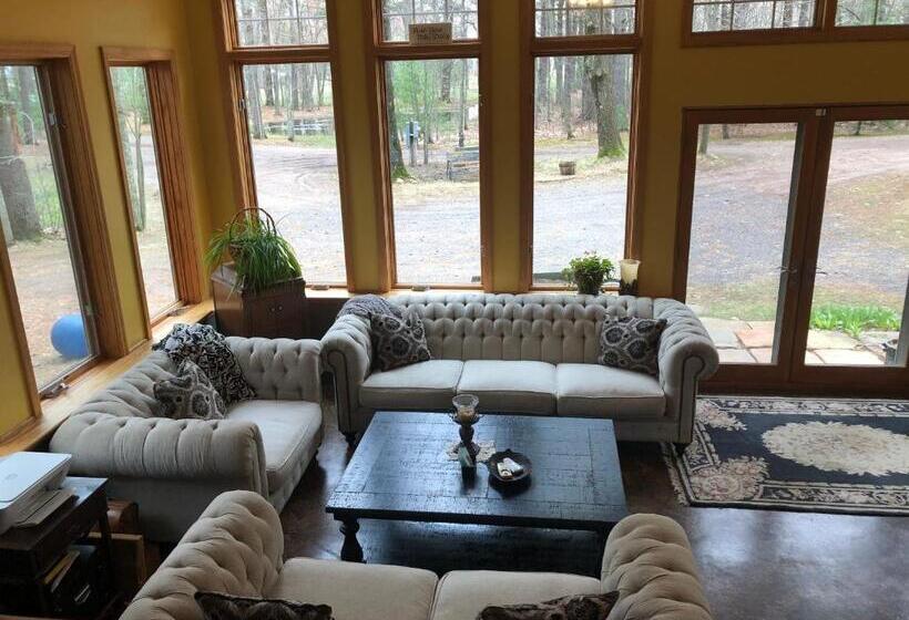 Bed And Breakfast Suite At The Wooded Retreat