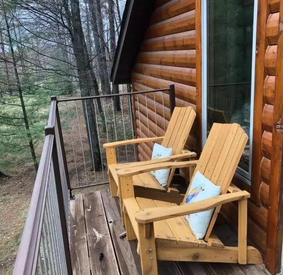 Bed And Breakfast Suite At The Wooded Retreat