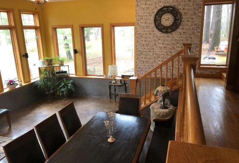 Bed And Breakfast Suite At The Wooded Retreat