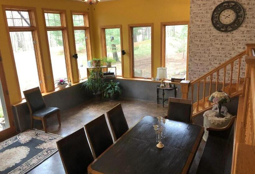 Bed And Breakfast Suite At The Wooded Retreat