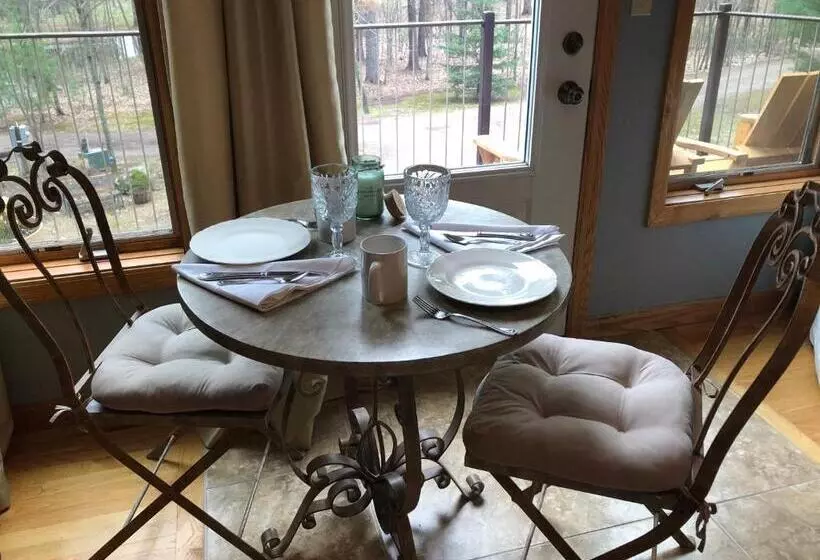 Bed And Breakfast Suite At The Wooded Retreat