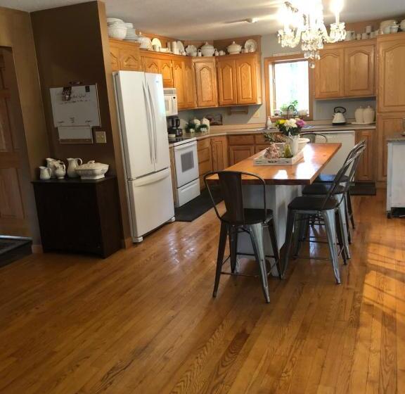 Bed And Breakfast Suite At The Wooded Retreat