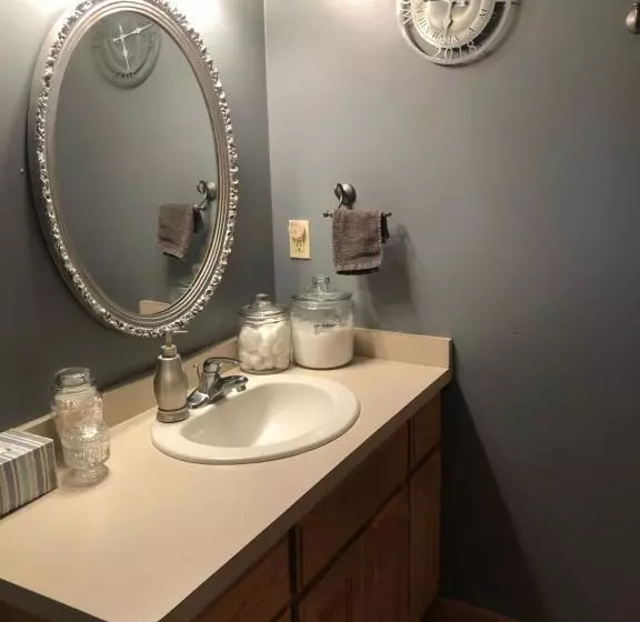 Bed And Breakfast Suite At The Wooded Retreat