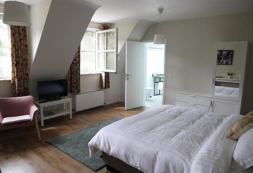 مبيت وإفطار Villa Helena