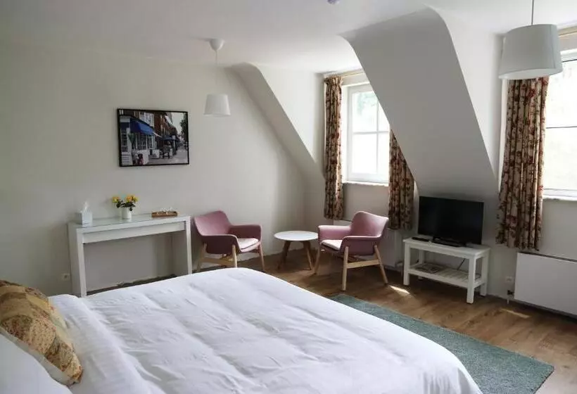 Aamiaismajoitus (B&B) Villa Helena