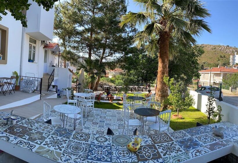 فندق فئة نجمة واحدة Villa Lara Tatil Evleri