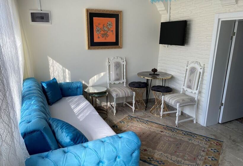 فندق فئة نجمة واحدة Villa Lara Tatil Evleri