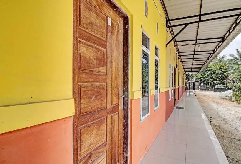 ホテル Alfatar Homestay Syariah By Oyo