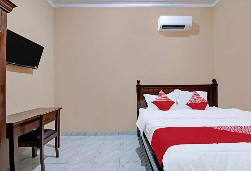 ホテル Alfatar Homestay Syariah By Oyo