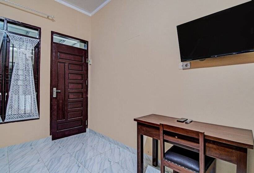 هتل Alfatar Homestay Syariah By Oyo