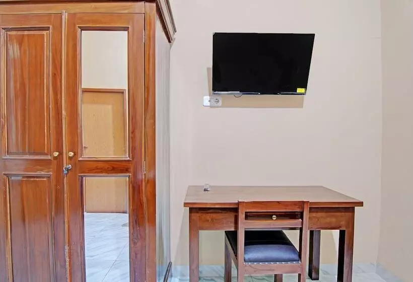 ホテル Alfatar Homestay Syariah By Oyo
