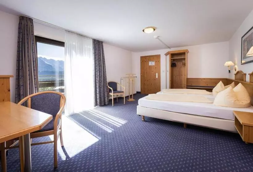 ホテル Allgäuer Bergbad