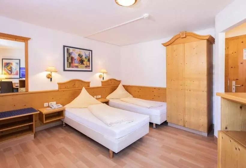 ホテル Allgäuer Bergbad