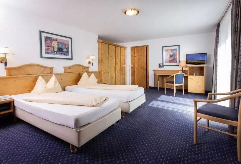 ホテル Allgäuer Bergbad