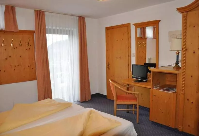 ホテル Allgäuer Bergbad