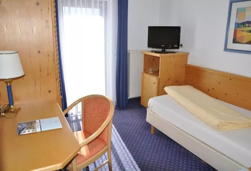 ホテル Allgäuer Bergbad