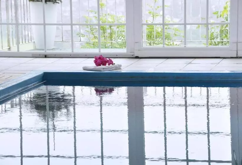 ホテル Allgäuer Bergbad