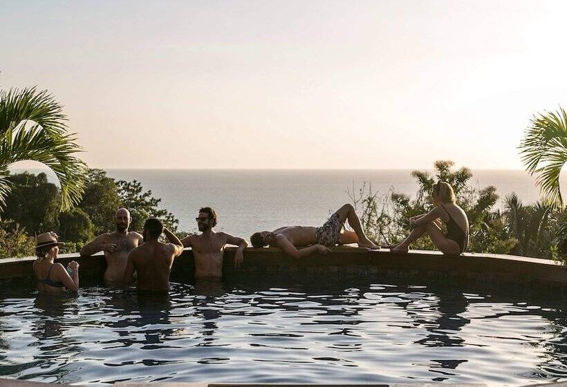 هتل Bohemia Experience