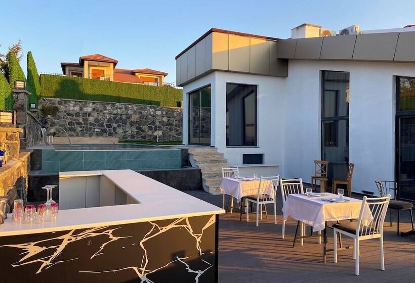Hotel Costalinn Premium Cesme +12