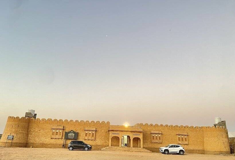 בית מלון כפרי Golden Fort Resort