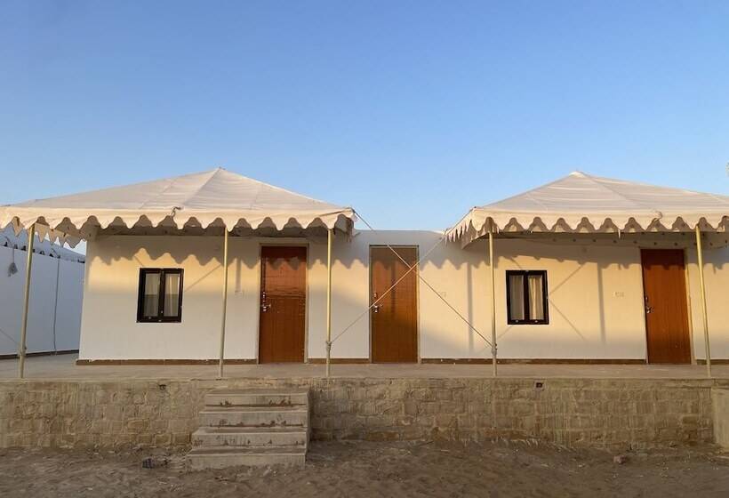 בית מלון כפרי Golden Fort Resort