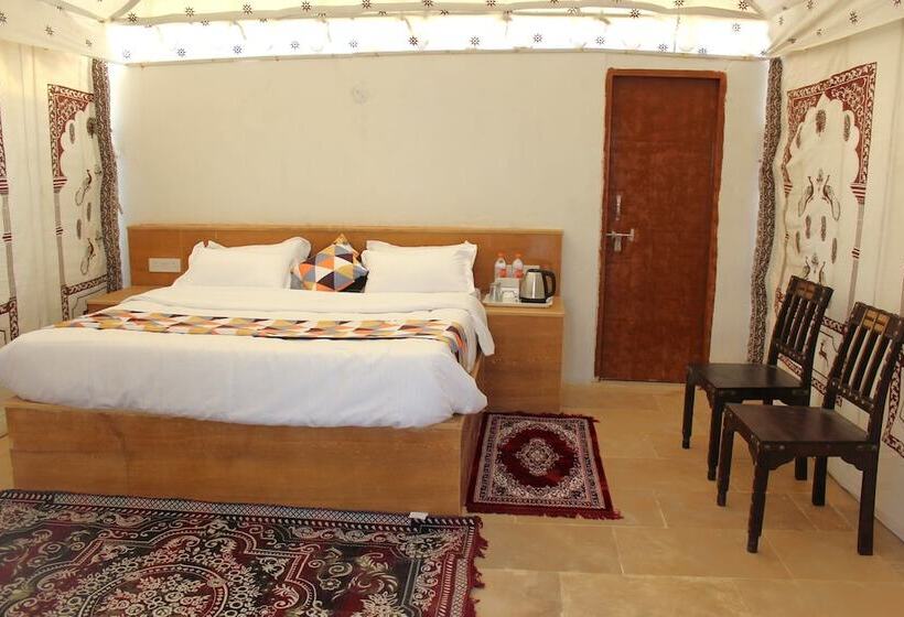 בית מלון כפרי Golden Fort Resort