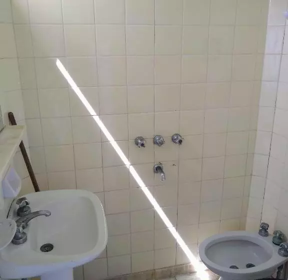 Hotelli Hostel Megaró