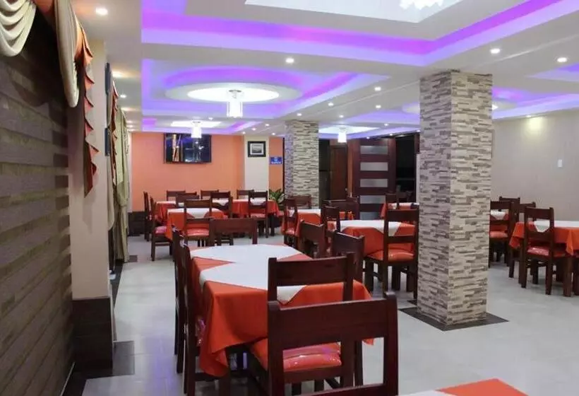 ホテル Marquez De Guano