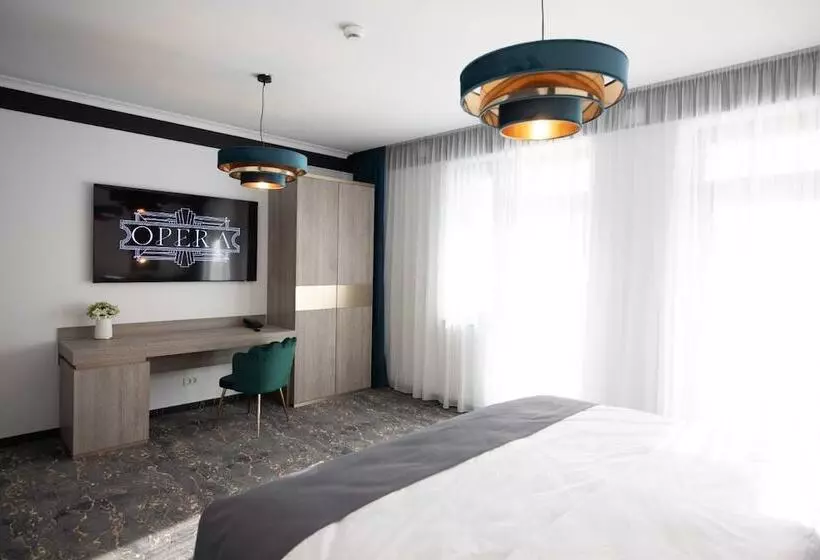 Otel Opera