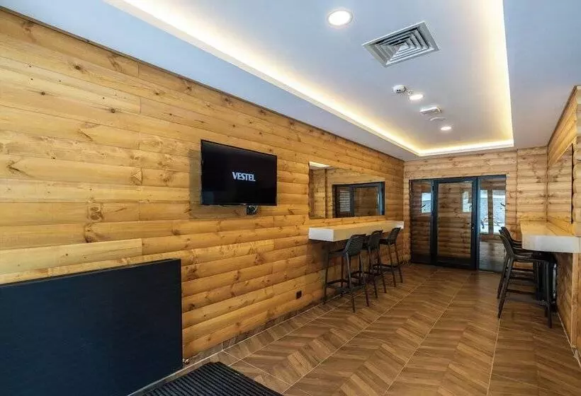 Hotelli Sarpi̇no Mountai̇n